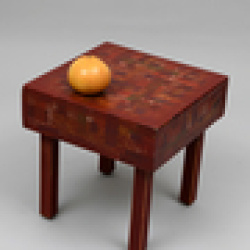 שולחן קטן | שולחן מעוצב | שולחן מיוחד | שולחן צבעוני |