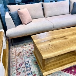 Segev | ספה פינתית עם צוקל עץ במראה טריקולדה פינתי 280/180 ס״מ