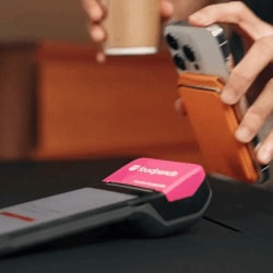 MOFT Snap Flash Wallet Stand – ארנק ומעמד פלאש
